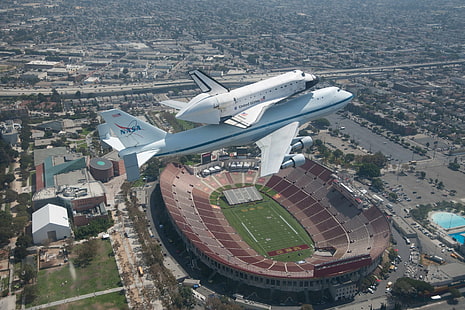 Космически совалки, космическа совалка Endeavour, самолет, Лос Анджелис, НАСА, совалка, космическа совалка, стадион, HD тапет HD wallpaper