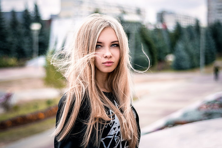 sweatshirt noir et gris pour femme, le vent, les cheveux, une éponge, Marina, Sergey Belikov, Fond d'écran HD