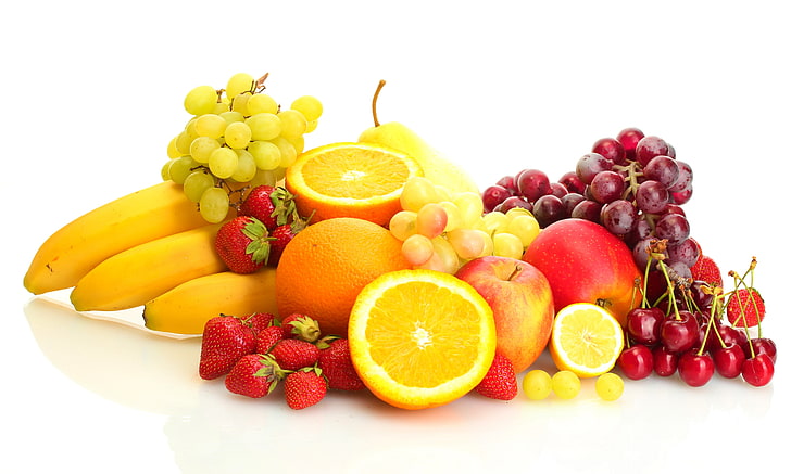 さまざまな果物、果実、レモン、リンゴ、オレンジ、イチゴ、ブドウ、バナナ、白背景、梨、果物、チェリー、果物、 HDデスクトップの壁紙