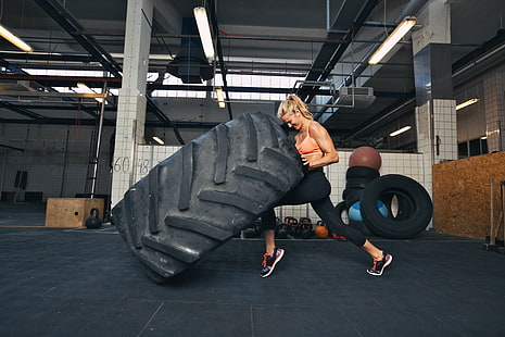 woman, crossfit, giant tire, explosive force, HD wallpaper HD wallpaper