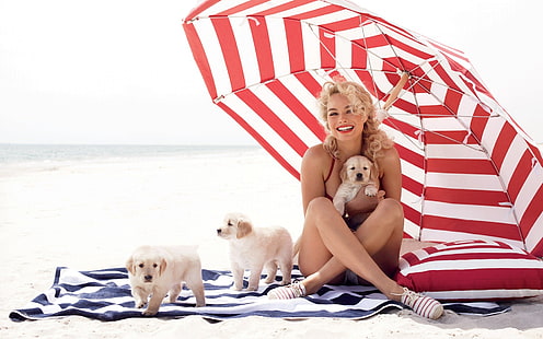 Margot Robbie, Margot Robbie, wanita, pirang, anjing, hewan, rambut keriting, payung, anak anjing, Labrador Retriever, Wallpaper HD HD wallpaper