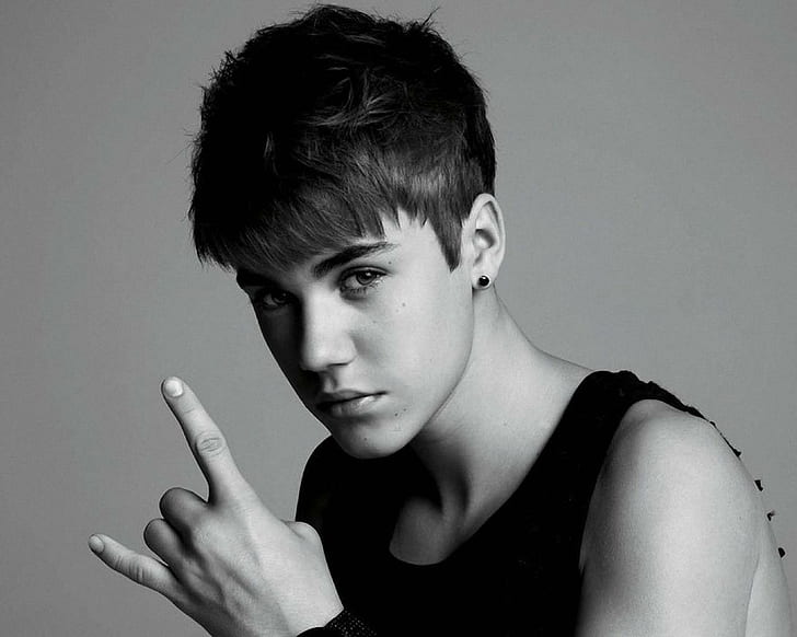 Justin Bieber, cara, gesto, mano, blanco y negro, Justin Bieber, cara, gesto, mano, blanco y negro, Fondo de pantalla HD