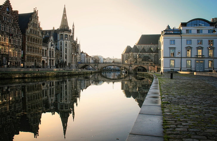 архитектура, здание, старое здание, город, городской пейзаж, Гент, Бельгия, старый мост, башня, церковь, река, солнечный свет, отражение, уличный свет, HD обои