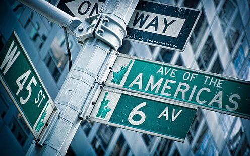 ป้าย Ave of the America, อเมริกา, รัฐ, สหรัฐอเมริกา, บ้าน, ถนน, ทางแยก, สัญญาณ, ลูกศร, ลูกศร, ตัวชี้, คำแนะนำ, อเวนิว, เทพีเสรีภาพ, นิวยอร์ก, วอลล์เปเปอร์ HD HD wallpaper