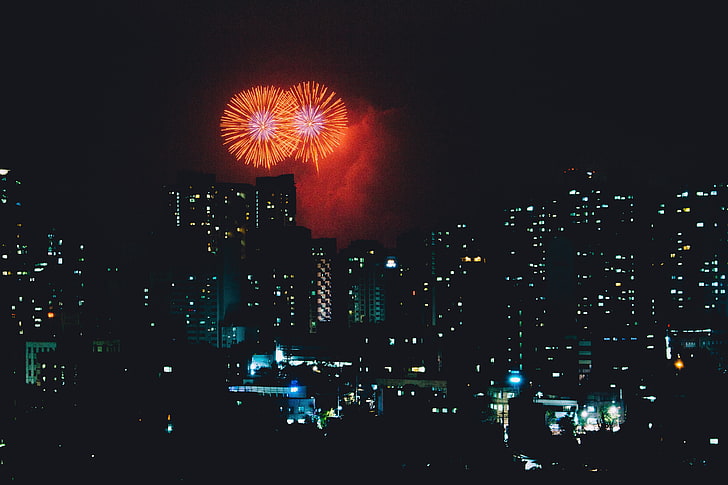 red fireworks, city, salute, fireworks, HD wallpaper