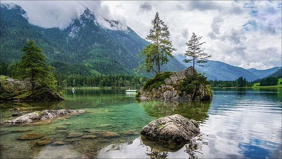 zielone drzewo liściaste, fotografia, krajobraz, przyroda, jezioro, góry, chmury, skały, las, sosny, łódka, wiosna, Niemcy, Tapety HD HD wallpaper