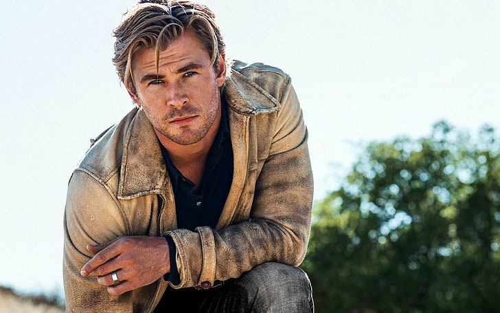 Chris Hemsworth 2015, men's brown leather jacket, Male Celebrities, Chris Hemsworth, hollywood, actor, 2015, HD wallpaper