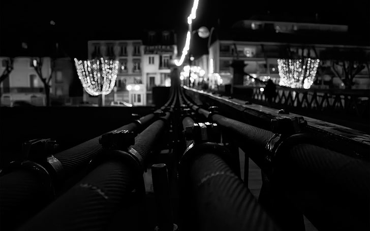 Passerelle Sur Le RhÃ´ne, blackandwhite, canon, canonef‑s18‑55mmf/3.5‑5.6is, canoneos500d, city, france, perspective, photography, tainl'hermitage, urban, HD wallpaper
