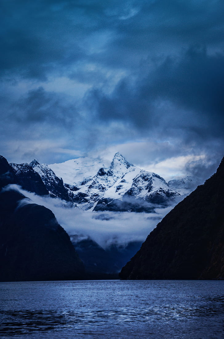 ледена планинска среща на върха, Deeper, Milford Sound, ледена планина, планинска среща на върха, Нова Зеландия, HD тапет, тапет за телефон