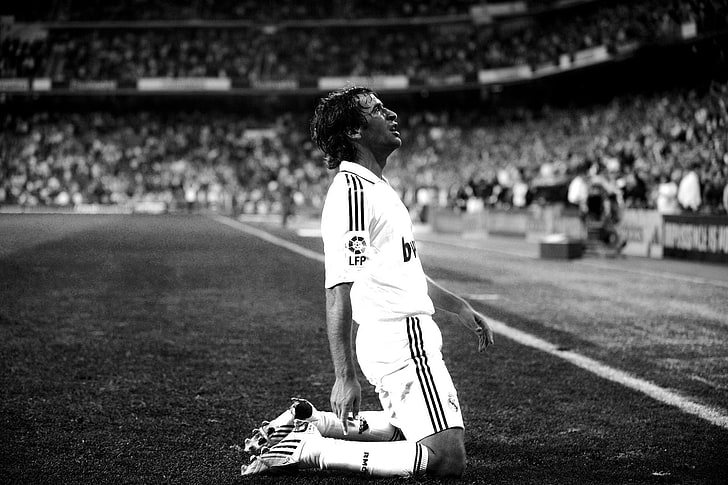 grayscale photo of men's jersey shirt, football, real Madrid, Raul, HD wallpaper
