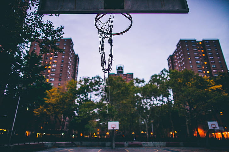 Баскетбол, баскетбольная площадка, обруч, здания, баскетбол, баскетбольная площадка, обруч, здания, HD обои