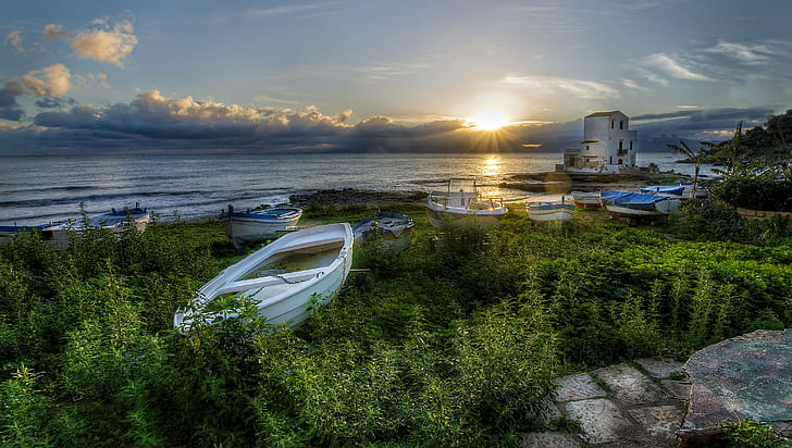white wooden boat on green grasses, boat, green, grasses, sea, mare, boats, sunrise, sky, HDR, Nikon, HD wallpaper