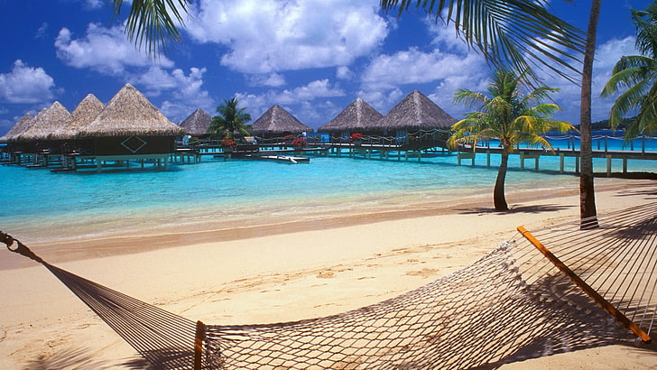 plaża, Bora Bora, bungalow, hamaki, krajobraz, przyroda, palmy, kurort, piasek, morze, Tahiti, wakacje, chodnik, Tapety HD