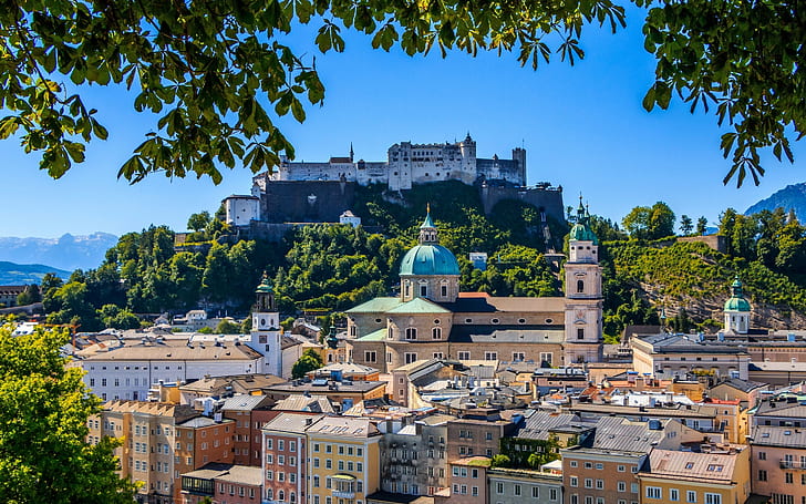 Katedra w Salzburgu, Austria, domy, domy z betonu i zielone drzewa liściaste, Salzburg, katedra, Austria, domy, Tapety HD