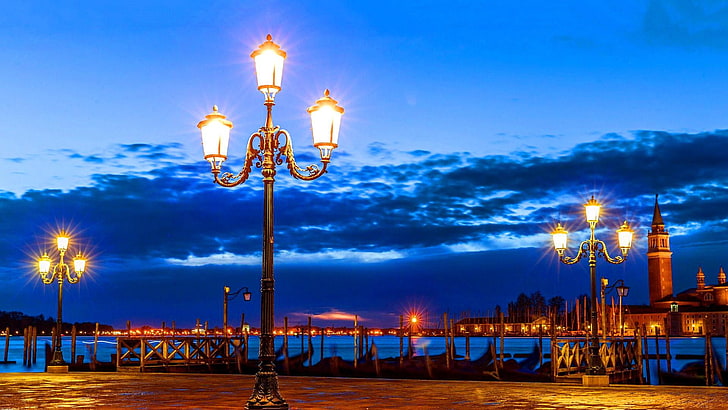 venice, romantic, scene, evening, shore, promenade, street, lamps, sea, anchored, gondolas, sky, clouds, city, HD wallpaper