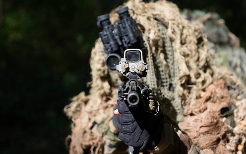 بندقية هجومية سوداء ، تمويه ، AR-15 ، قناصة، خلفية HD HD wallpaper