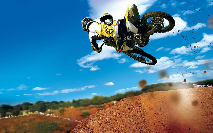 Motocross Stunt HD, putih, kuning, dan hitam motorcross dirtbike dengan pengendara motorcross, sepeda, sepeda motor, sepeda dan sepeda motor, motorcross, aksi, Wallpaper HD