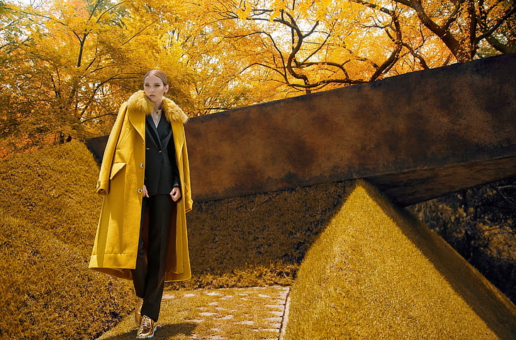 Street Style Autumn Fashion, Girls, Girl, Autumn, People, Yellow, Trees, Woman, Designer, Young, Outdoor, Musim, Fall, Model, Fashion, Collection, Suit, Coat, Outfit, Pakaian, pakaian, formal, yellowtrees, yellowleaves, GoldenShoes, Wallpaper HD