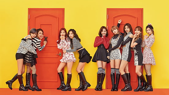 K-pop, Duas vezes, mulheres coreanas, asiáticas, botas, botas até o joelho, grupo de mulheres, mulheres, morena, porta, HD papel de parede HD wallpaper
