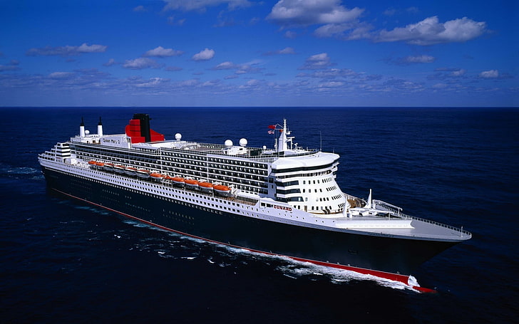 white cruise ship, Queen Mary, ship, sea, clouds, HD wallpaper