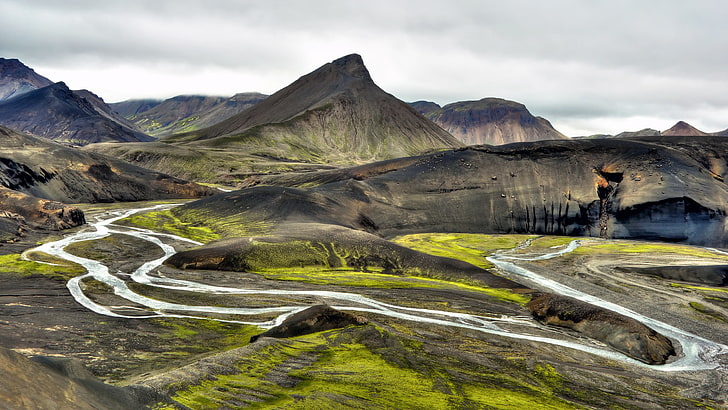 сива река близо до сива планина, природа, пейзаж, планини, Исландия, река, поток, облаци, мъх, скала, HD тапет