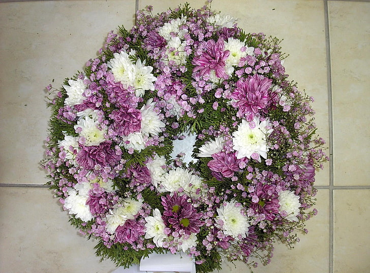 흰색과 분홍색 꽃잎 꽃, 국화, 꽃, 꽃다발, 녹색, 장식, HD 배경 화면