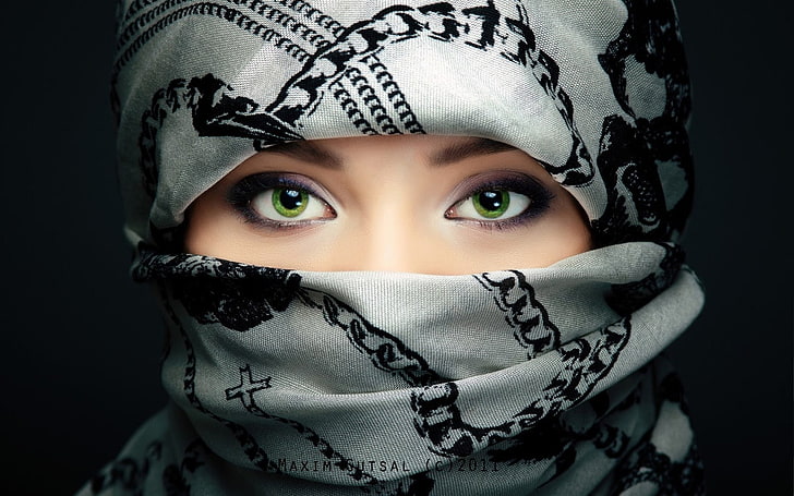 weißer und schwarzer hijab kopfschmuck, frauen, auge, gesicht, mädchen, grüne augen, schal, frau, HD-Hintergrundbild