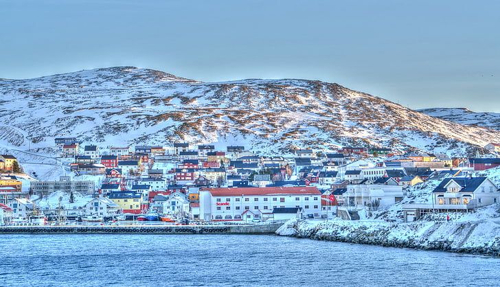 여러 가지 빛깔의 콘크리트 도시 건물, 노르웨이, 해안, 바다, 스칸디나비아, 항구, HD 배경 화면