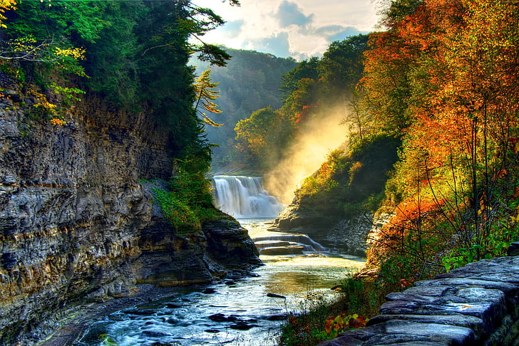 лес и водопады, осень, лес, солнце, деревья, камни, скалы, водопад, красота, река, каскад, пороги, HD обои