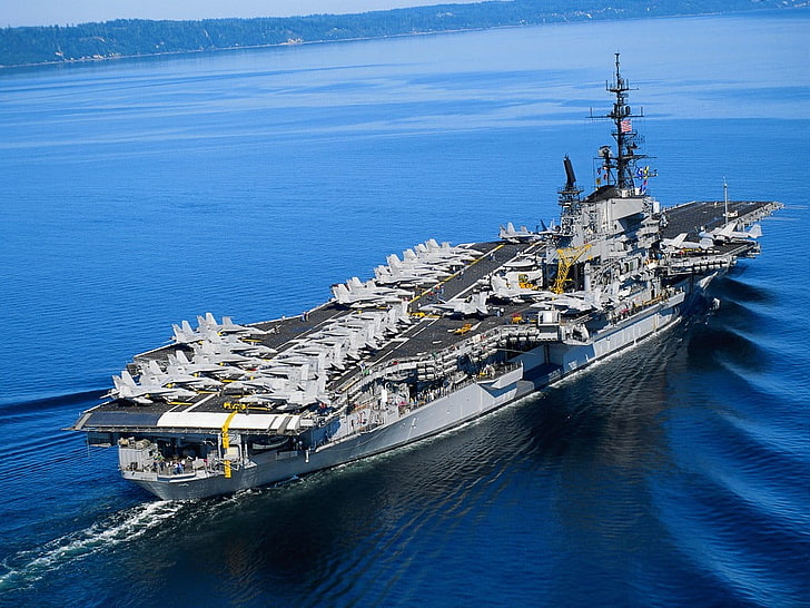 قارب أبيض وأزرق على متن قارب ، حاملة طائرات ، سفينة حربية ، عسكرية ، مركبة ، سفينة، خلفية HD