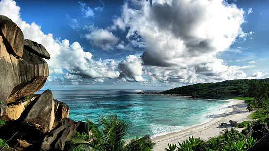 Seychellerna öar, Indiska oceanen, strand, exotisk, sommartid, semester, himmel, moln, vik, strand, blått vatten, ö, seychellerna, stenar, HD tapet HD wallpaper