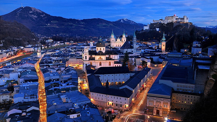 biało-brązowa cytadela, architektura, pejzaż miejski, miasto, budynek, stary budynek, ulica, katedra, latarnia uliczna, Salzburg, zamek, wzgórza, góry, skała, długa ekspozycja, Austria, Tapety HD