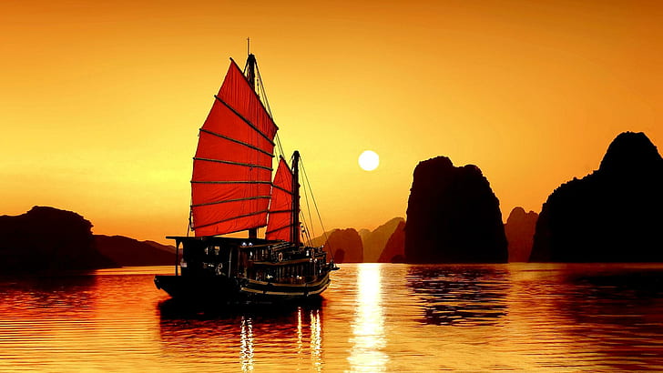 Junk At Sunset, kapal layar coklat dan merah, gunung, indochina, romantis, asia tenggara, asia timur, asia, formasi, matahari terbenam, kapal, Wallpaper HD