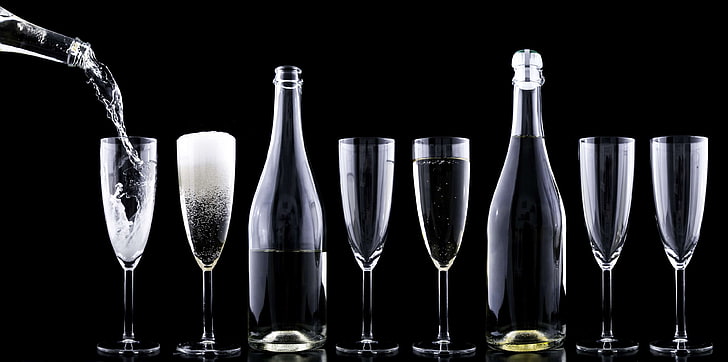 alcohol, beverage, bottles, bubbles, bubbly, celebrate, celebration, champagne, cheers, congratulations, drink, drops, events, festive, fizz, glasses, happy, liquid, luxury, new years eve, occasi, HD wallpaper