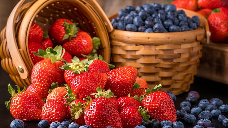 blueberries, fruit, strawberry, strawberries, local food, blueberry, berry, basket, superfood, HD wallpaper