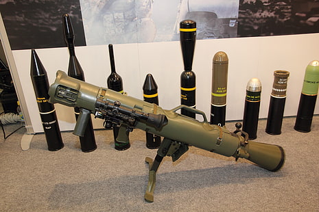 gun, weapon, army, rifle, ammunition, show, cannon, Swedish, olive, exhibition, M3, Swedish armed forces, recoilless rifle, Carl Gustaf, Sesia, portable 84mm cannon without portable anti-tank re, Bofors, antitank, effective range of 400 m on moving targets and 700, Carl Gustav M3, HD wallpaper HD wallpaper