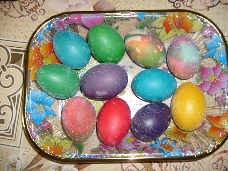 Huevos de colores, colorido, fotografía, huevos, agradable, bulgaria, comida, foto, colores, pascua, 3d y abstracto, Fondo de pantalla HD