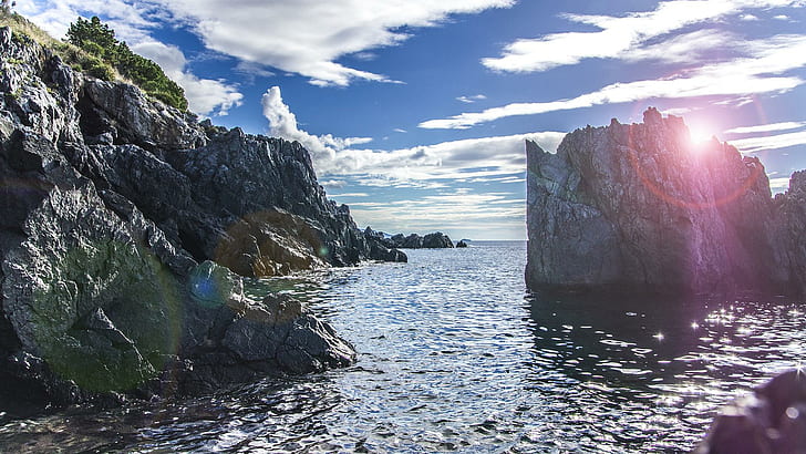 Crisp Clear Rocky Sea Shore, rocks, clear, shore, clouds, nature and landscapes, HD wallpaper