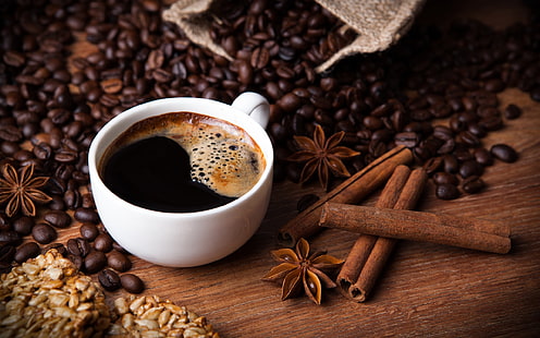 Кофе, бобы, гвоздика, корица, семена подсолнечника, белая керамическая чашка с кофе;четыре табака, кофе, бобы, гвоздика, корица, подсолнечник, семена, HD обои HD wallpaper