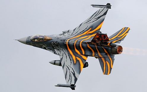 fotografía de avión de combate negro y amarillo, avión, militar, avión, guerra, General Dynamics F-16 Fighting Falcon, Fondo de pantalla HD HD wallpaper