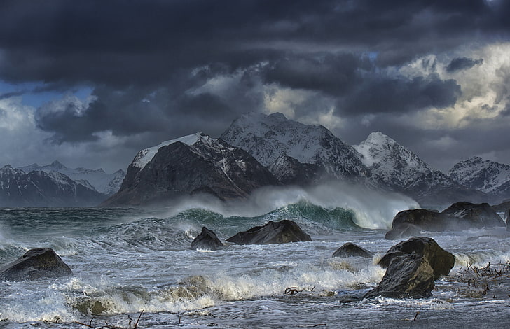 mountain with ocean waves illustration, sea, wave, mountains, storm, stones, Norway, The Lofoten Islands, Lofoten Islands, The Norwegian sea, Norwegian Sea, HD wallpaper