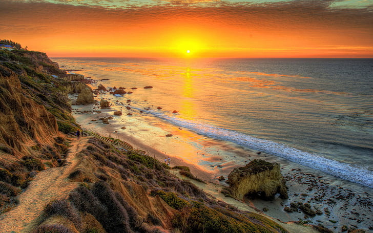 Закат Солнце Красный Оранжевый Небо Морской берег Пляж Скала Океанские волны Горизонт Красивые обои HD 1920 × 1200, HD обои