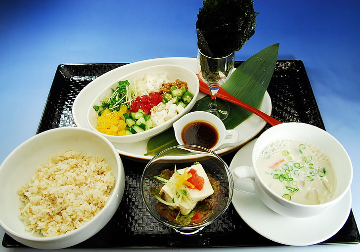mangkuk dan piring keramik putih, masakan Jepang, nasi, sup, hidangan penutup, Wallpaper HD