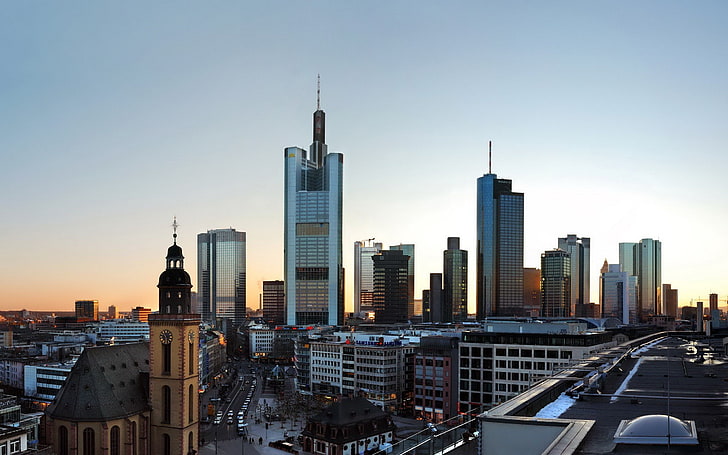 Cityscape, pencakar langit, matahari terbenam, gereja, atap rumah, bangunan, kota, perkotaan, Frankfurt, Jerman, Wallpaper HD
