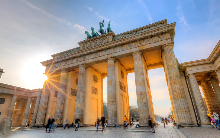 Portão De Brandemburgo Em Berlim Alemanha 1800 × 2880, HD papel de parede