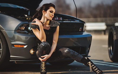 เสื้อคลุมแขนยาวผู้หญิงสีดำพร้อมกระดุมสีเงินผู้หญิงรุ่น Ford Mustang สีน้ำตาล Sati Kazanova ผู้หญิงที่มีรถยนต์, วอลล์เปเปอร์ HD HD wallpaper