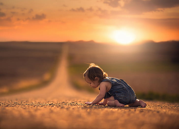 Child on road, child, girl, road, space, bokeh, HD wallpaper