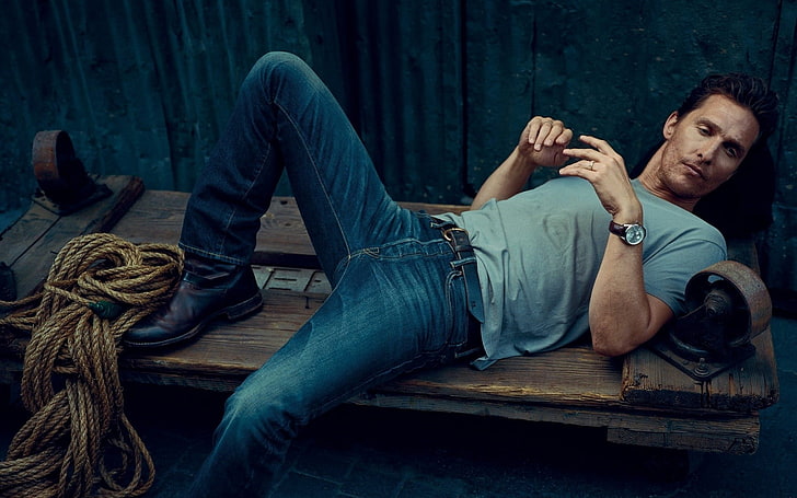 blue crew-neck shirt, Matthew McConaughey, men, actor, lying down, jeans, T-shirt, HD wallpaper