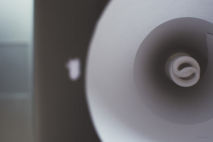 бяла CFL крушка, минимализъм, HD тапет
