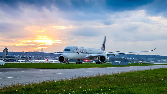 Катар a350, авиакомпания, самолет, аэропорт, небо, облако, HD обои HD wallpaper